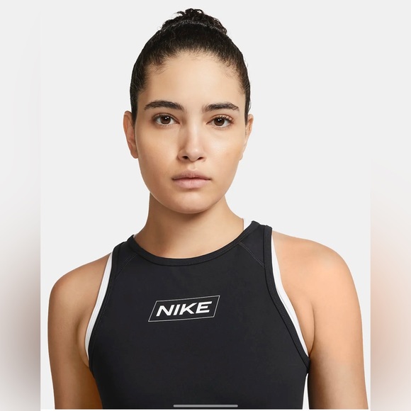 Nike Pro Dri-FIT
Women's Graphic Crop Tank - Picture 2 of 4